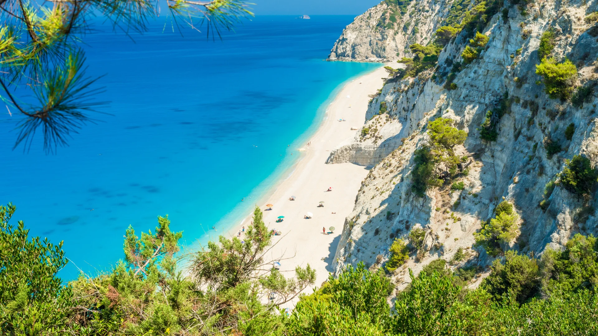 Amazing Egremni beach in Lefkas