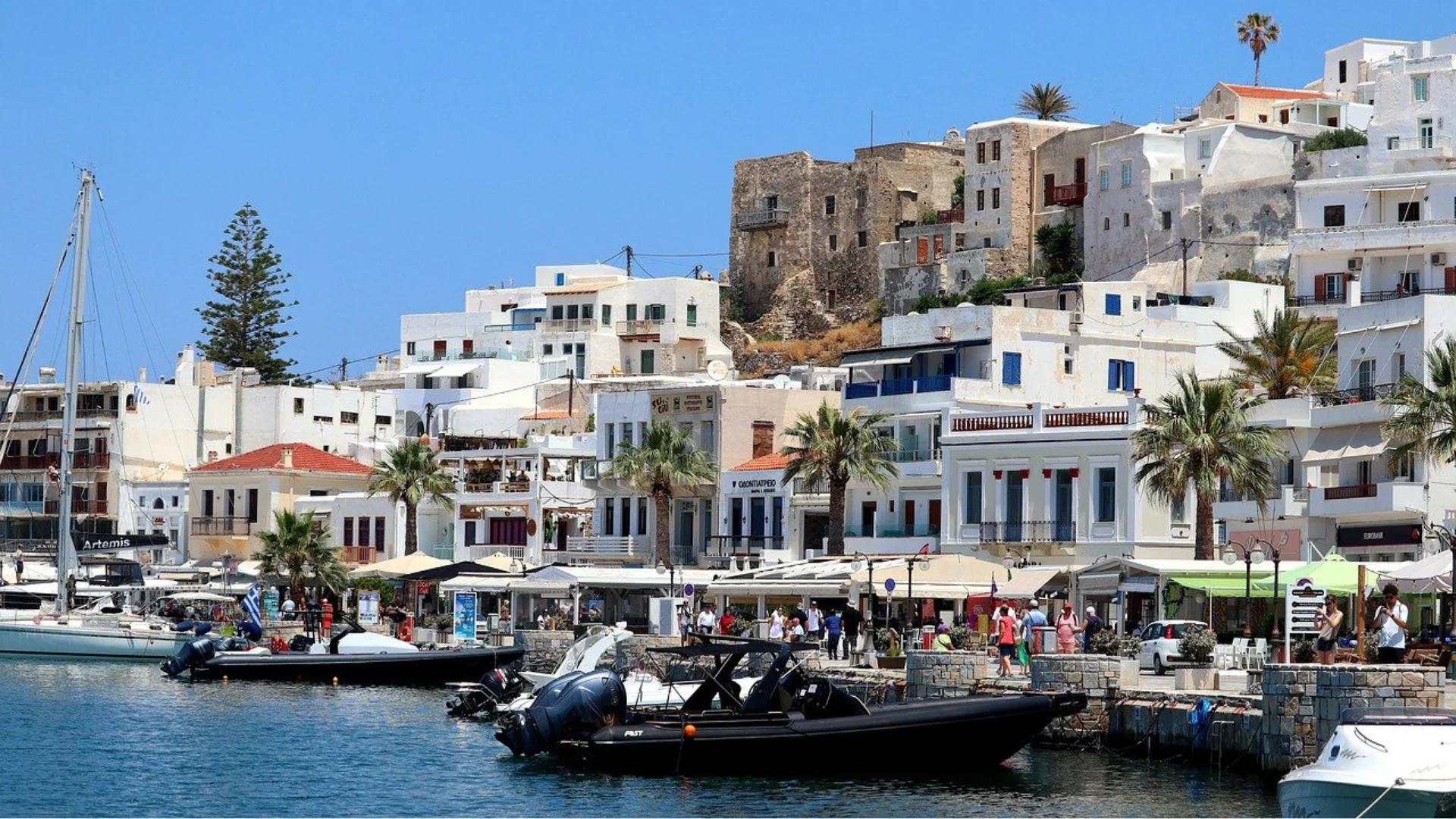 Beach walk in Naxos