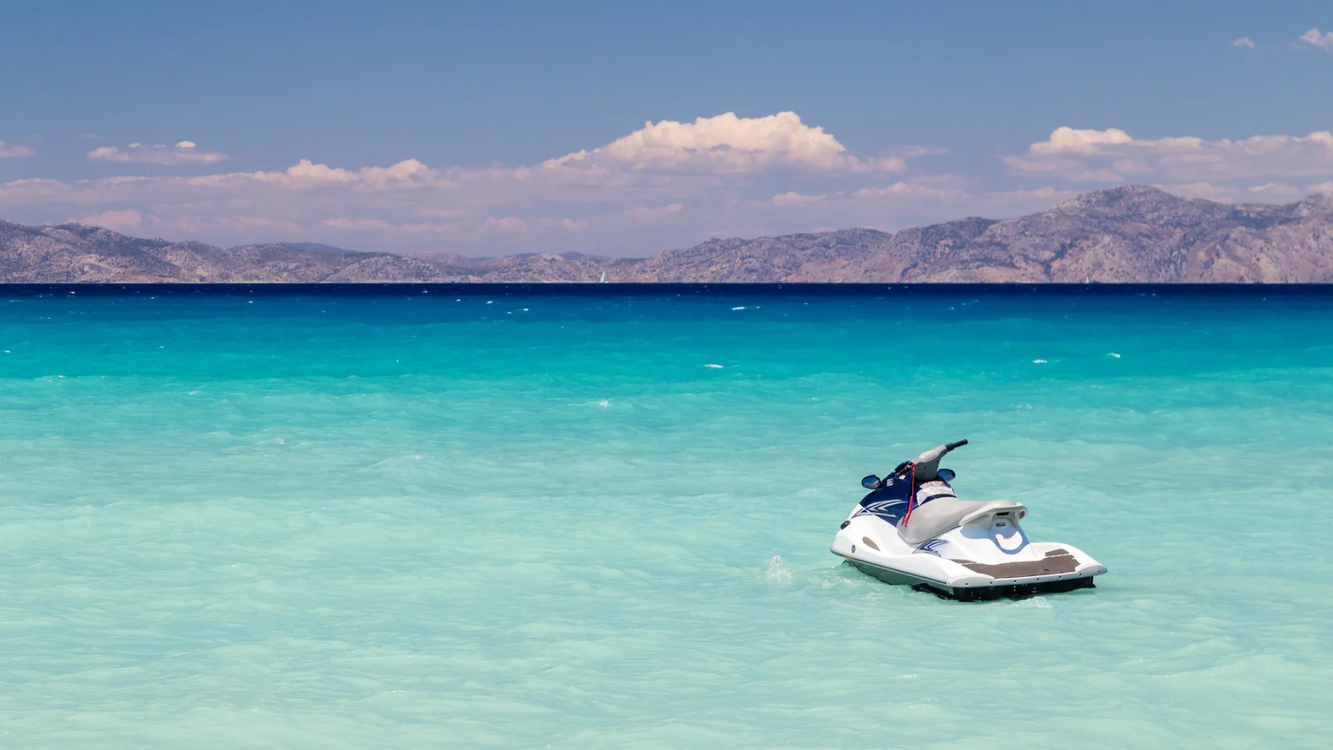 Have a fun time by riding a Jetski in Greece