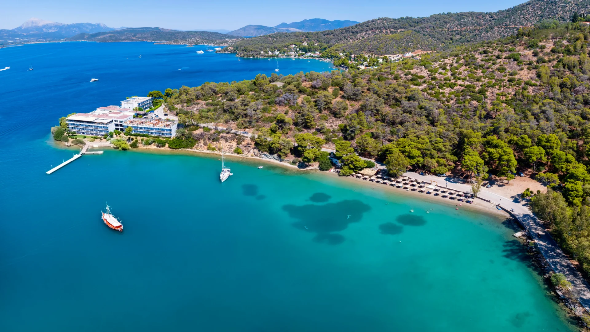 Mikro Neorio beach in Poros