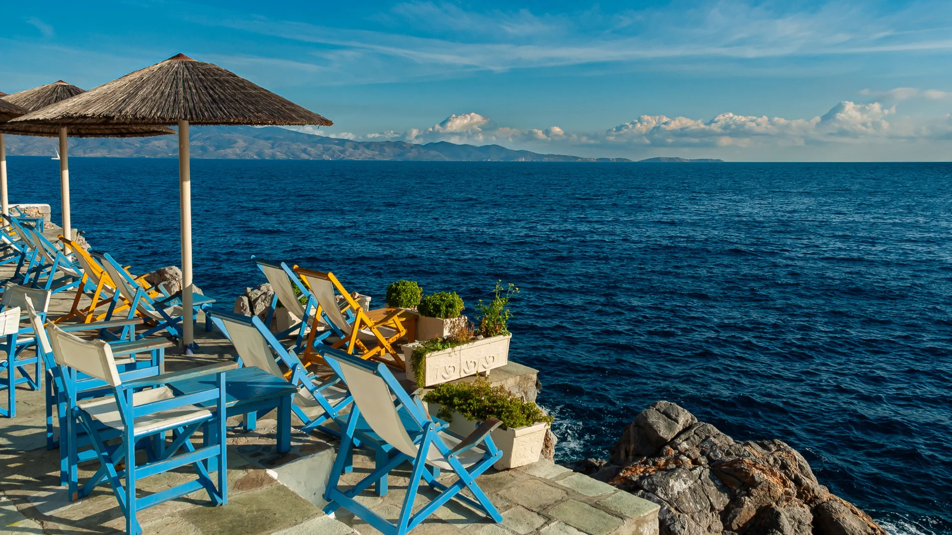 Relaxing along the sea