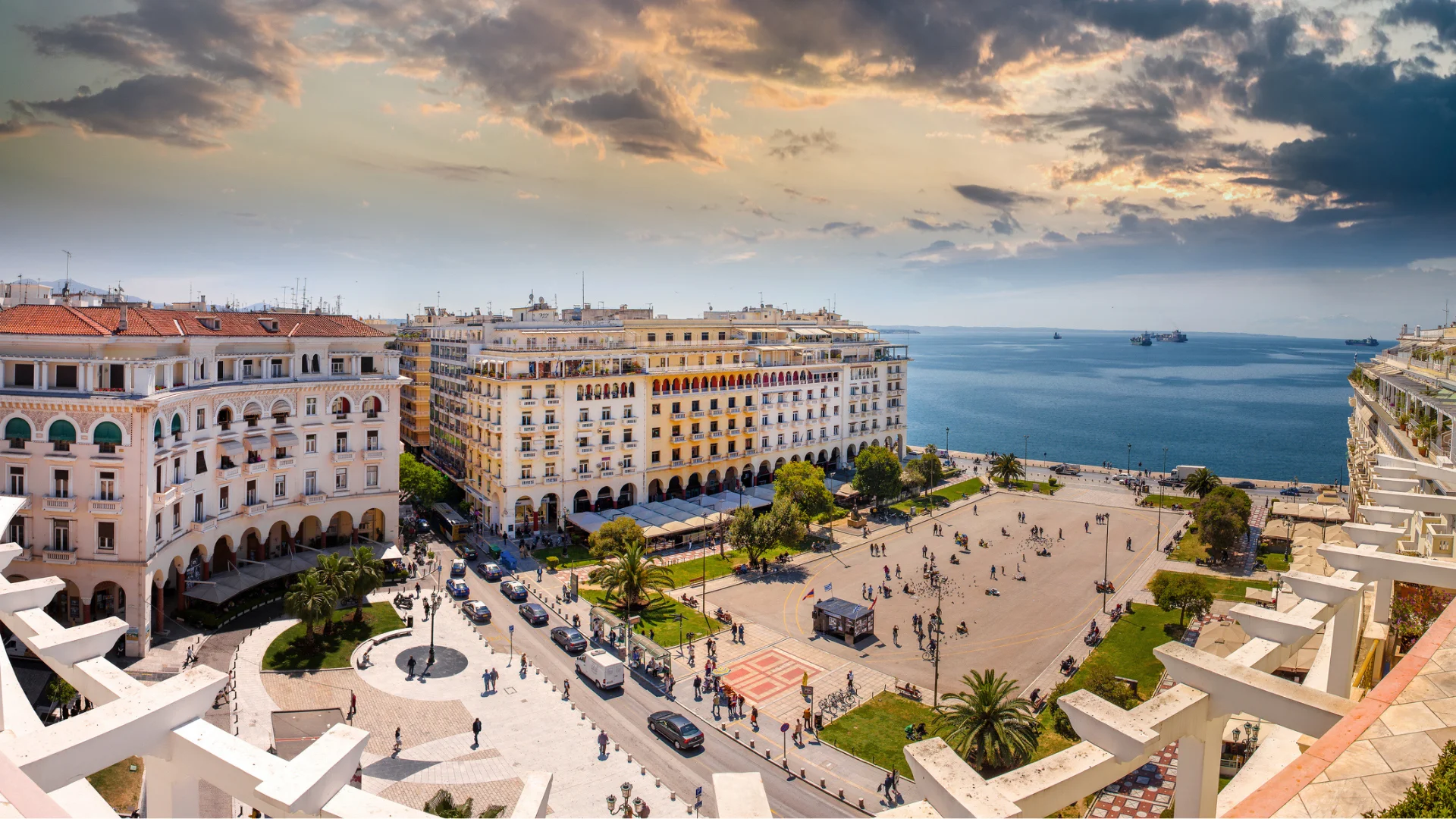 The beautiful Aristotelous Square